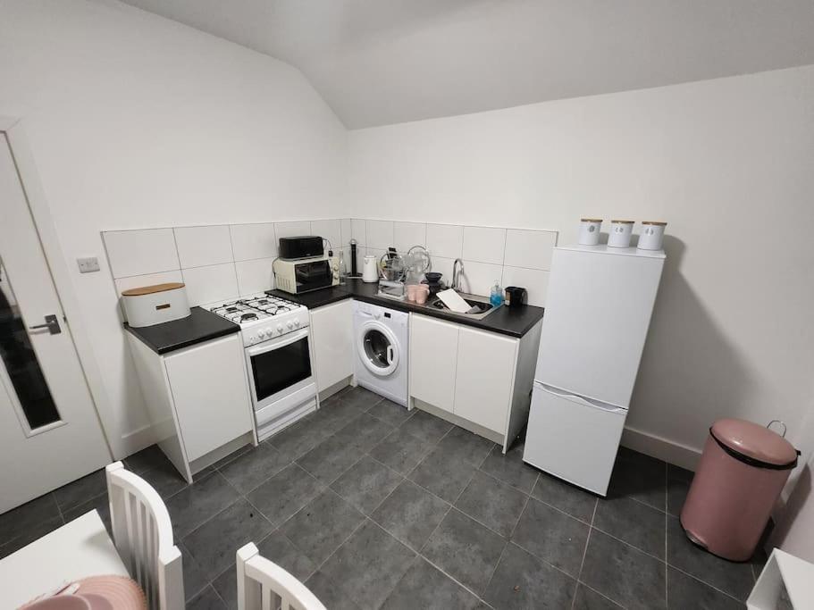 Nice Cosy Flat. Walking Distance To City نوتينغهام المظهر الخارجي الصورة