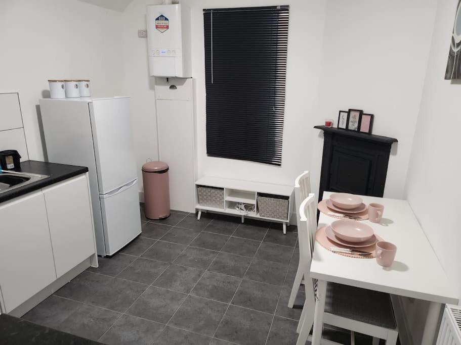 Nice Cosy Flat. Walking Distance To City نوتينغهام المظهر الخارجي الصورة